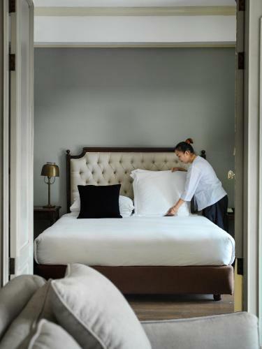 Cabochon Hotel & Residence