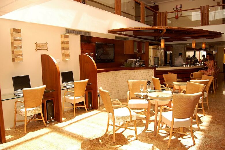 Pontalmar Praia Hotel