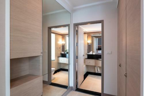 Jasmine City Hotel