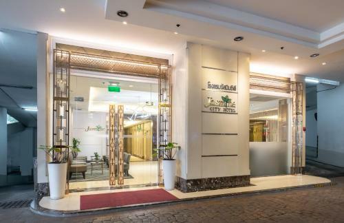 Jasmine City Hotel