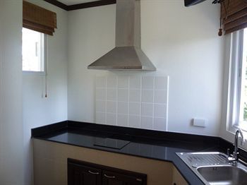 Hostal Chaweng Noi Residence