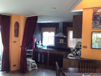 Hostal Chaweng Noi Residence