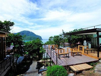 Phi Phi Sea Sky Resort