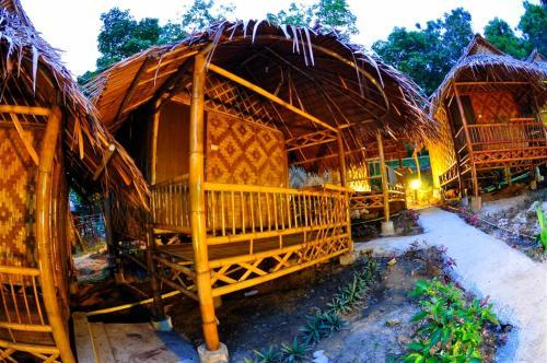 Hotel Phi Phi Hill Bamboo Bungalow