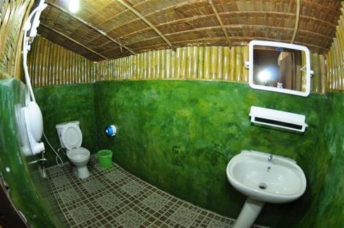 Hotel Phi Phi Hill Bamboo Bungalow