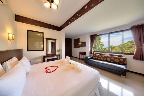 Nb Sunrise Mountain Villa