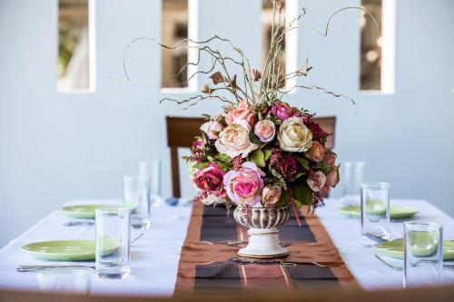 Nb Sunrise Mountain Villa