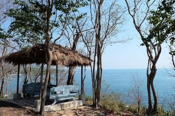Sangthian Beach Resort