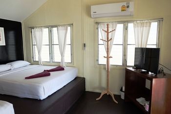 Sangthian Beach Resort