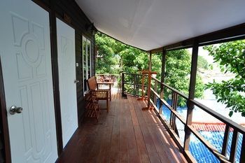 Sangthian Beach Resort