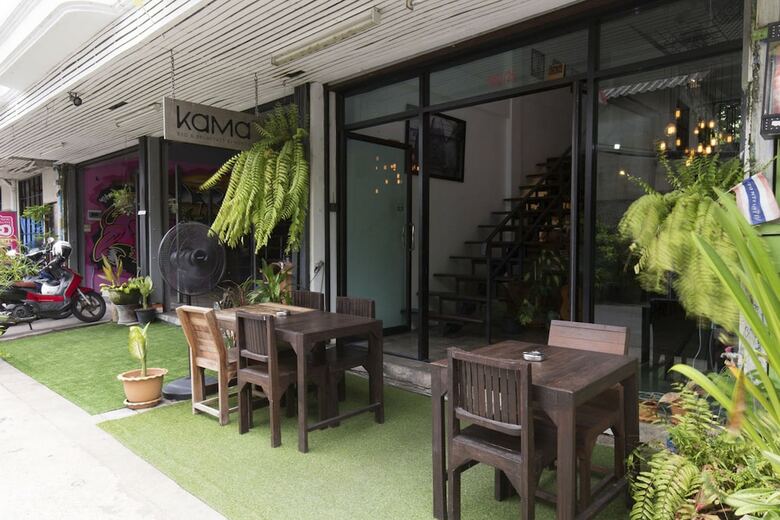Bed & Breakfast Kama Bangkok