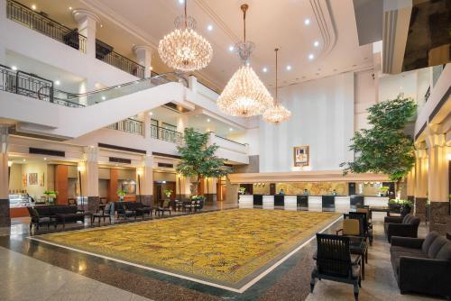 Twin Towers Hotel
