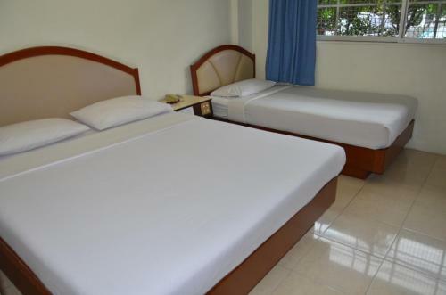 Hostal Bangkok Condotel