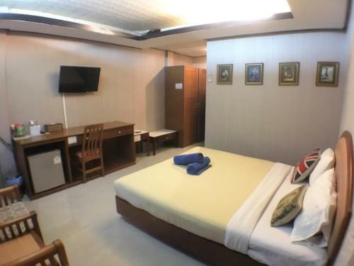 Hostal Bangkok Condotel