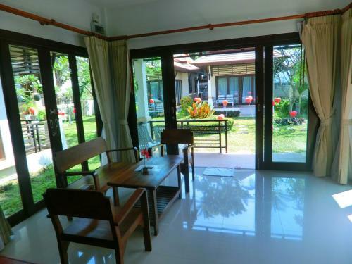 Hotel Poolsawat Villa