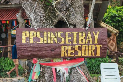 Hotel Phi Phi Sunset Bay Resort