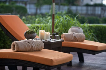 Villa Khwan Beach Resort