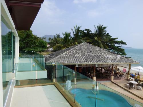 Hotel Samui Beach Resort