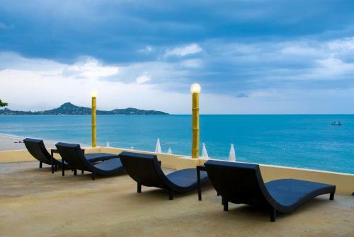 Hotel Samui Beach Resort
