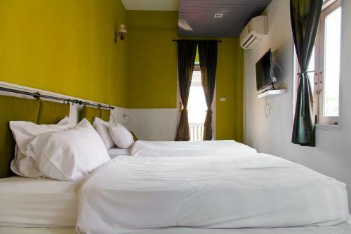 Arom D Hostel