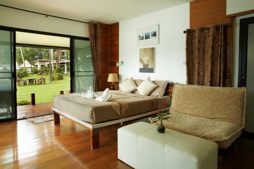 Hotel Resolution Resort