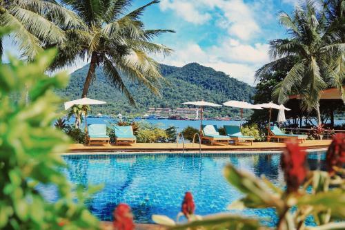 Hotel Resolution Resort