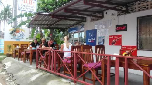 Hostal Samui Guest House