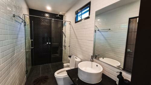 Hostal Baan Rim Nam