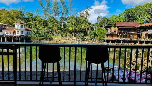 Hostal Baan Rim Nam