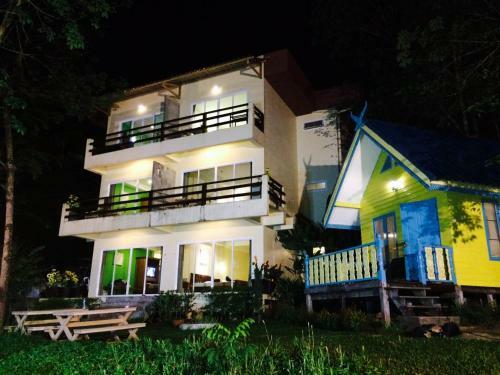 Hotel Para Resort