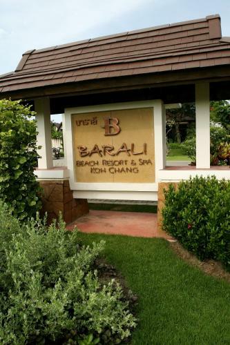 Hotel Barali Beach Resort & Spa