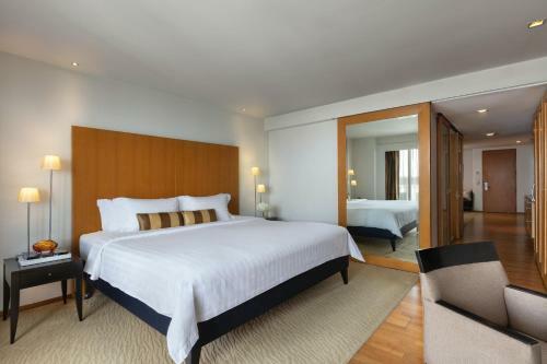 Hotel Tower Club At Lebua