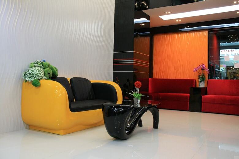 Le Touch� Hotel
