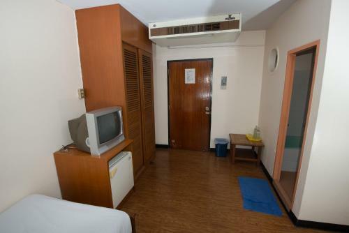 Hostal Muangphol Mansion