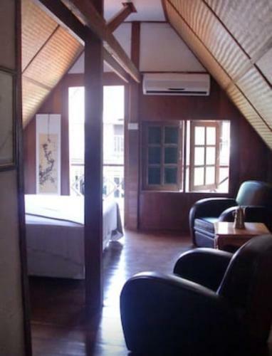 Hostal La Madrague