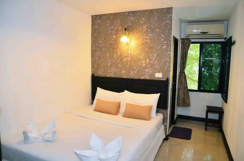Hostal Erawan House