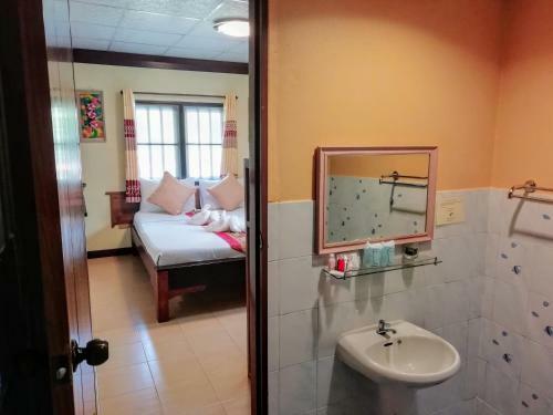 Hostal Macura Resort