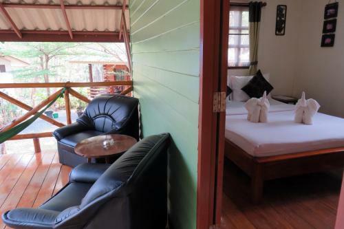 Hostal Macura Resort
