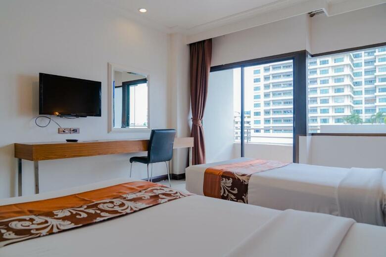 Forum Park Hotel