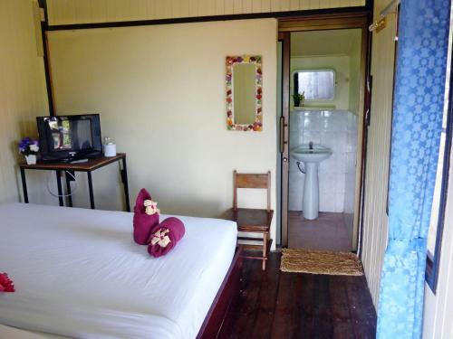 Tanouy Garden Cottage