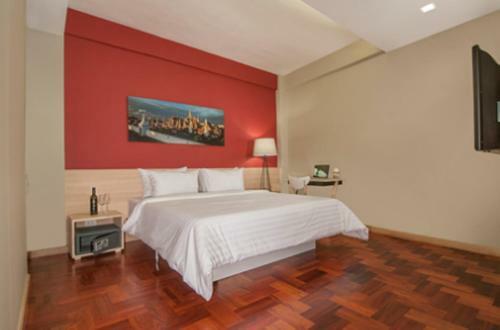 Siam Mitr Hostel