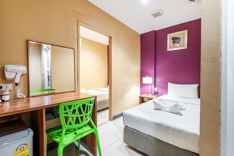 Hostal The Richy Place Guest House