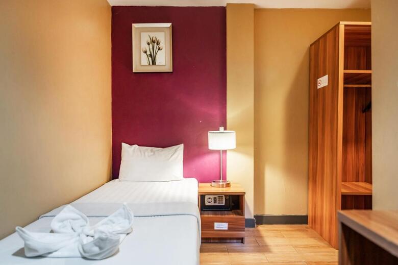 Hostal The Richy Place Guest House