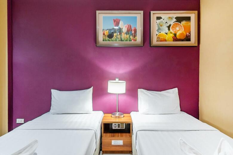 Hostal The Richy Place Guest House