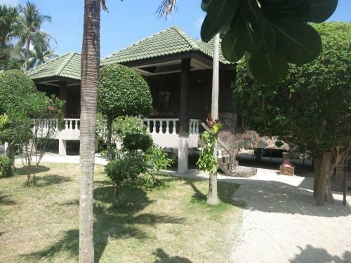 Dewshore Resort