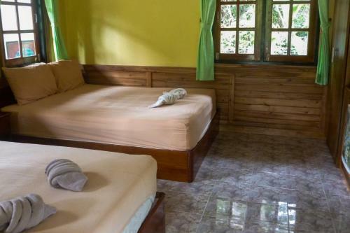 Dewshore Resort