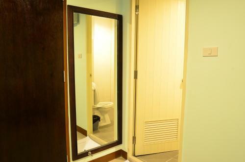 Hostal Bangkok Residence
