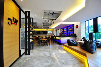 Parinda Hotel
