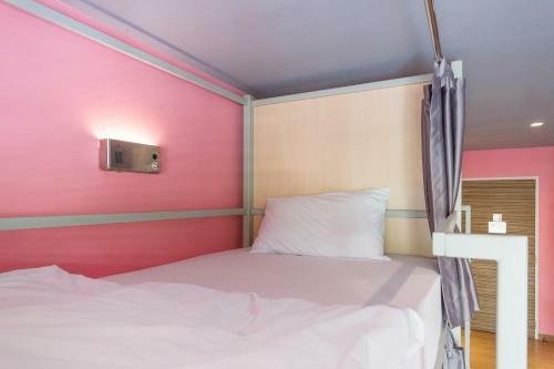 Siamaze Hostel