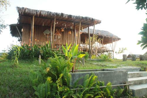 Lodge Phuree Hut